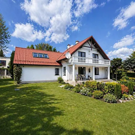 Spacious Garden 15 Min To Cracow Center וילה *